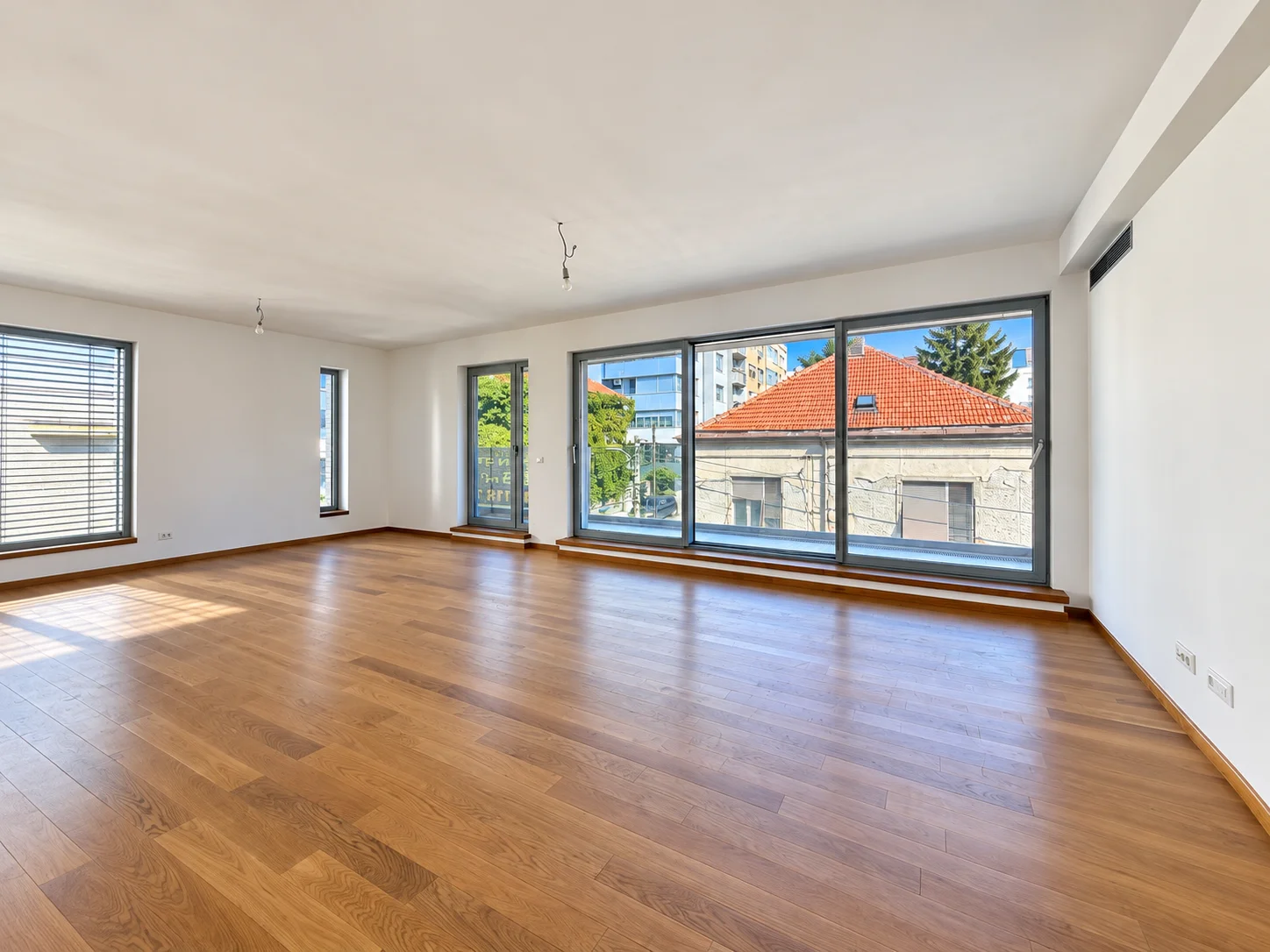 Porodičan stan u Lamartinovoj, novogradnja, bez provizije za kupce — image 4