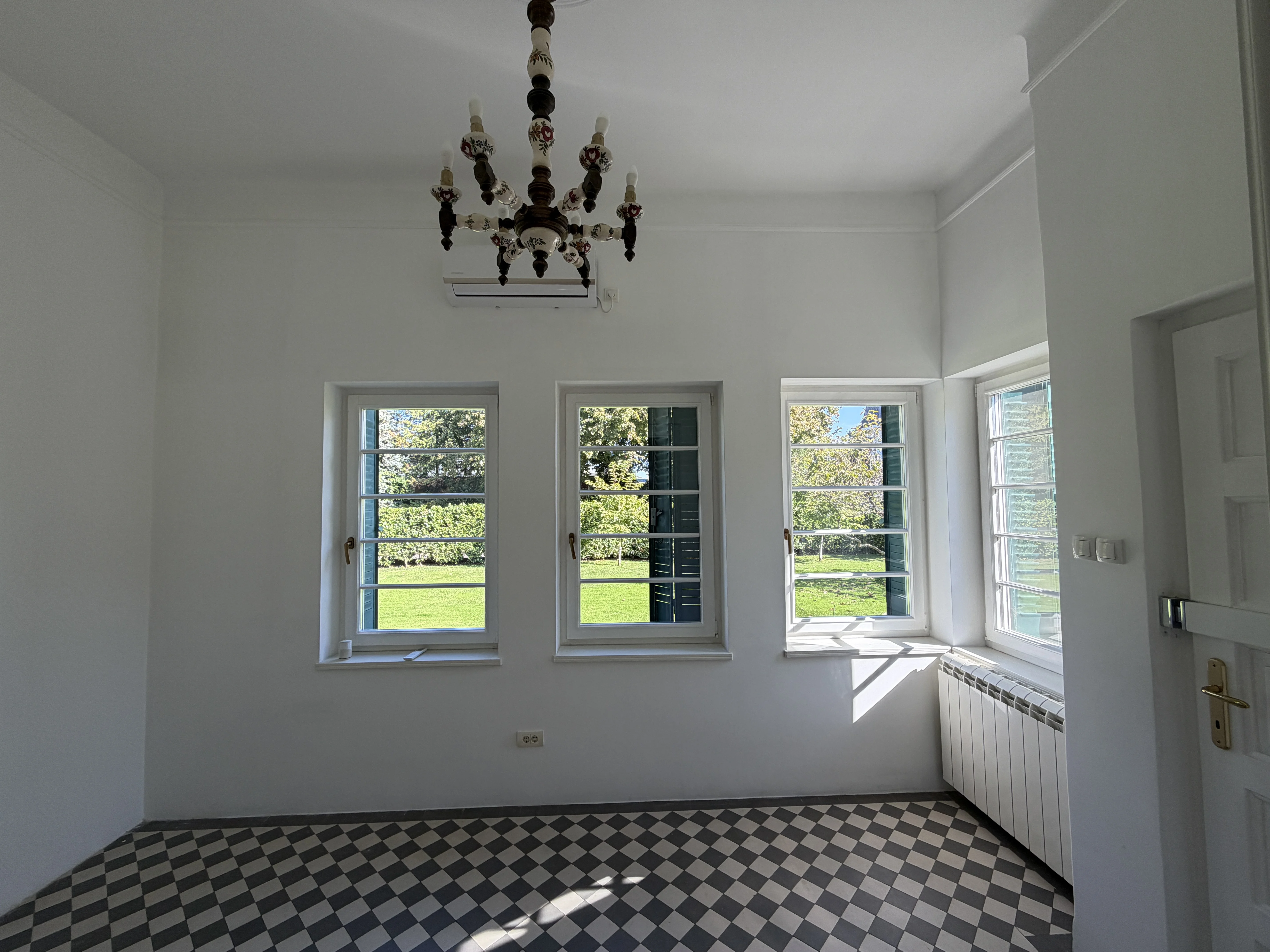 Vila u Užičkoj, Dedinje — slika 8